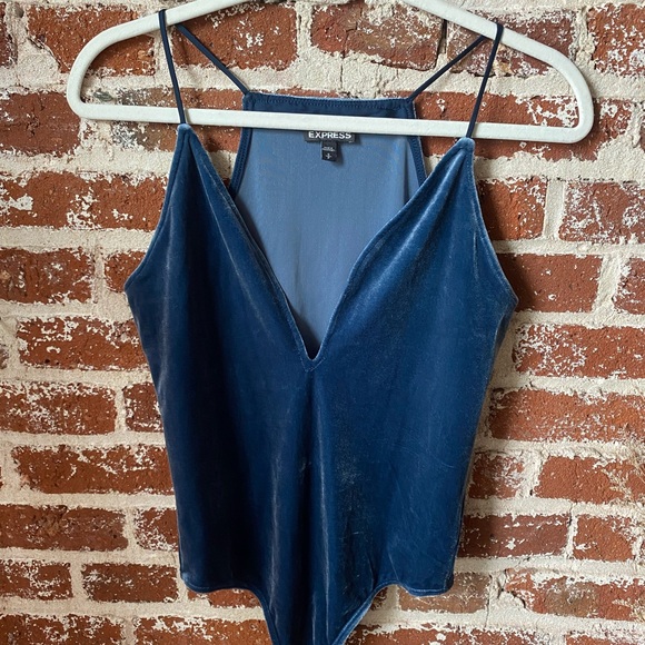 Express blue velvet bodysuit - Picture 3 of 5